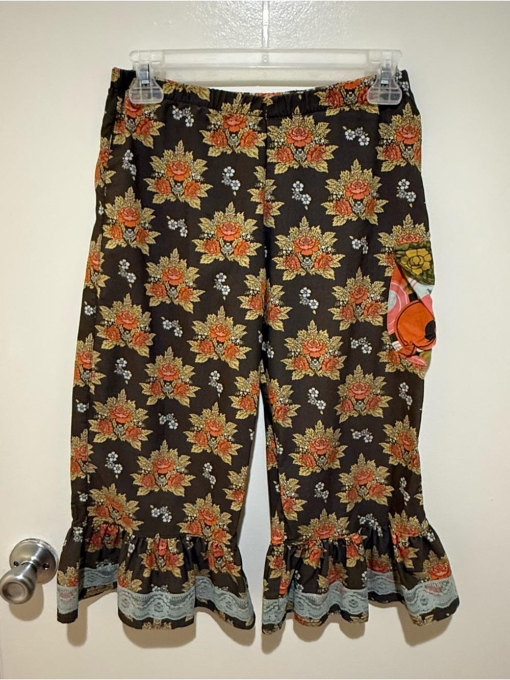 Matilda Jane Field Trip Thelma floral ruffle pants with cute pocket Size 8